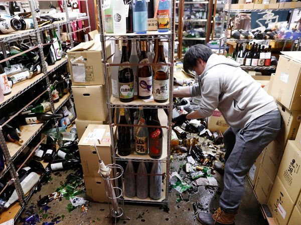 Strong Quake Hits Japan's Northeast Coast; No Tsunami Alert