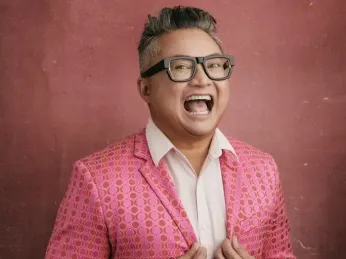 Alec Mapa: SF native brings his stand-up storytelling to Oasis